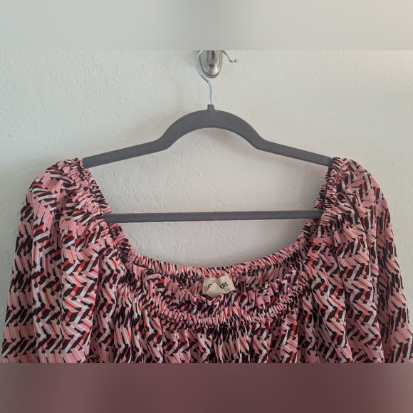 Open Edit Colorful Blouse - Picture 2 of 6